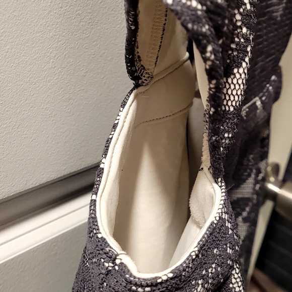 Abercrombie and Fitch Dress - Picture 5 of 5